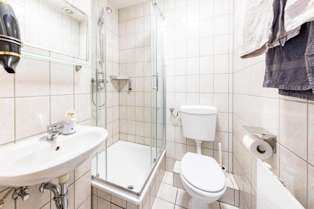 Pension & Gaststaette Zur Salzgrube Sondershausen Buitenkant foto